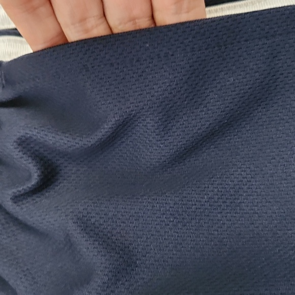 Adidas regular fit coupe standard shorts, size small (8) - Picture 7 of 16